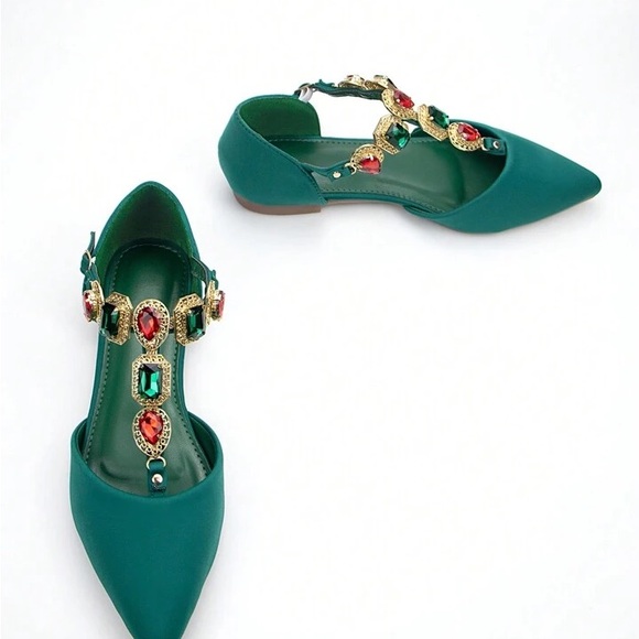 Luxe Rhinestone Embellished Flats - Picture 4 of 5